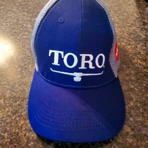 Toro hat
